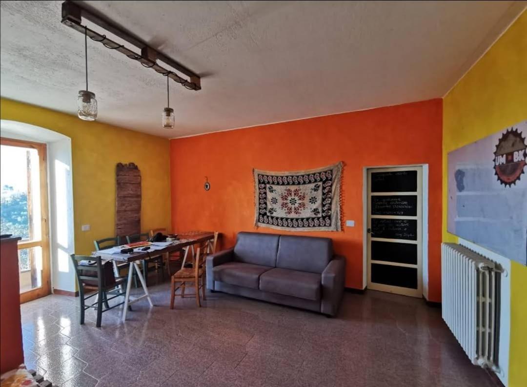 فولينيو Umbria In Bike B&B المظهر الخارجي الصورة